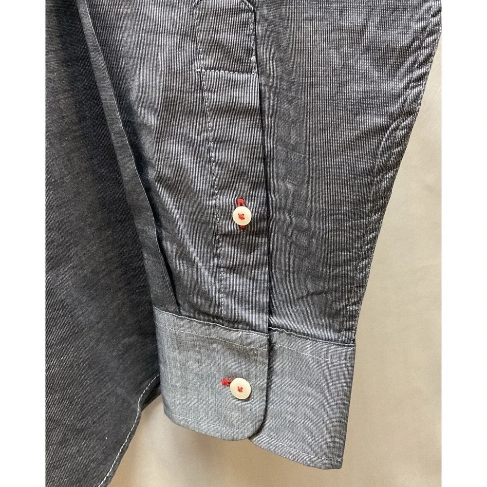 Men's UNTUCKit Long Sleeve Button Front Cotton Dress Shirt Denim‎ Blue - Medium